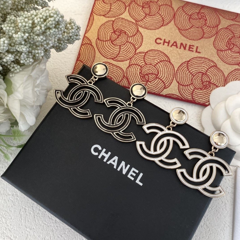 Ch**el earrings